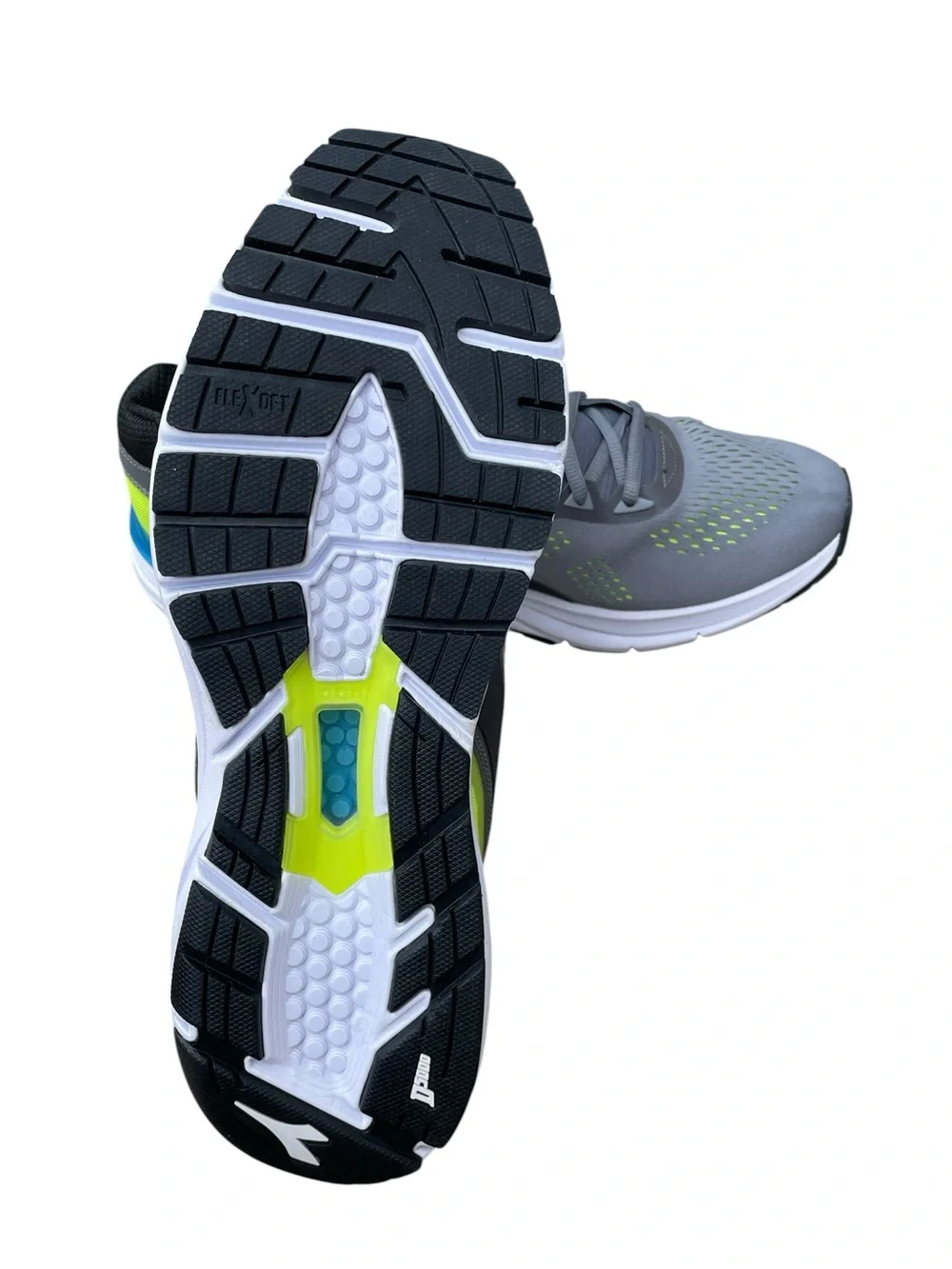 Diadora‎ Mythos Blushield 5 Sneakers, Steel Grey/Black/Volt, Size 12.5, NWOT